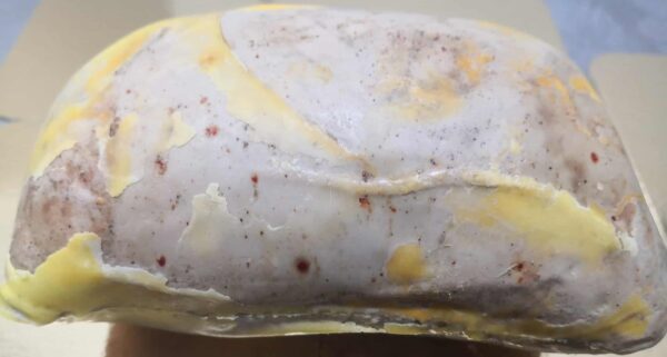 Foie gras de canard entier mi-cuit au torchon, Piment d’Espelette 180g, médaille d’argent 2023 et médaille d’or 2024